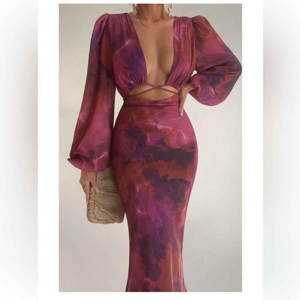 ARTOLA MIDI DRESS by SHOWPO